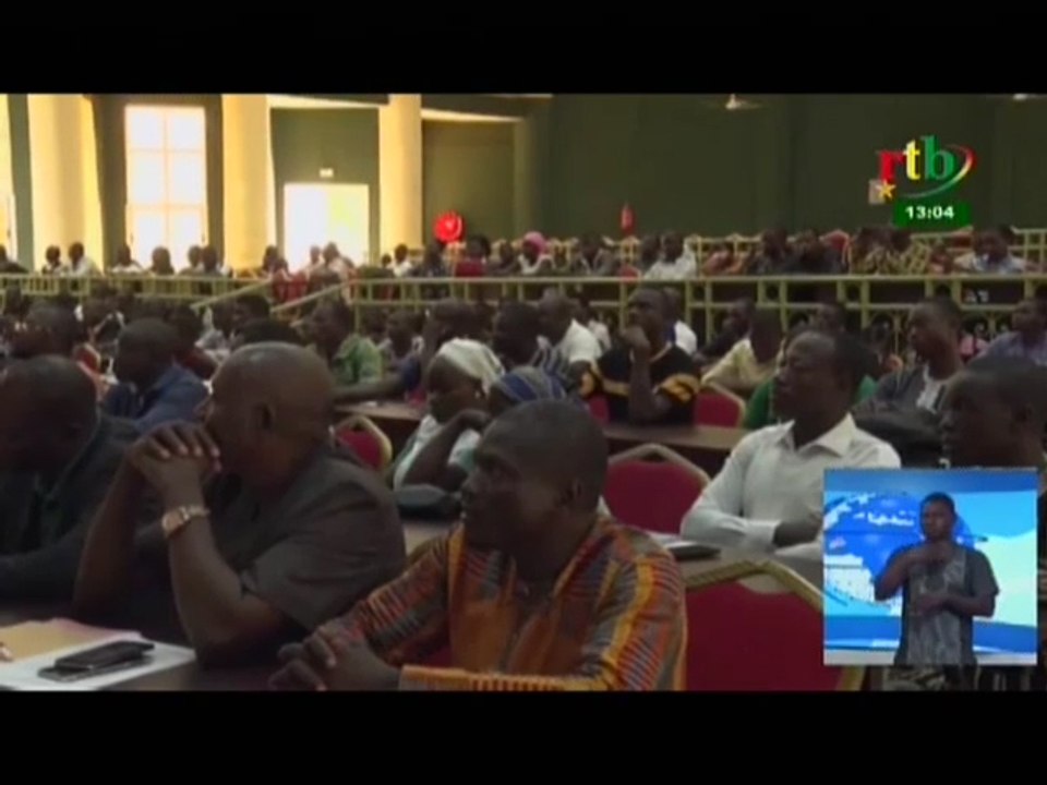RTB/Rencontre des jeunes en prélude au 8ème forum national des jeunes en présence du conseilleur technique du Ministre en charge de la jeunesse