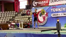 SPOR Gençler ve Büyükler Ferdi Halter Türkiye Şampiyonası Sivas'ta başladı