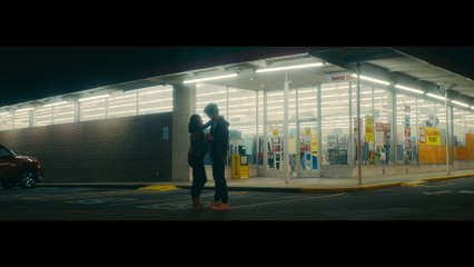 Jordan Davis - Slow Dance In A Parking Lot