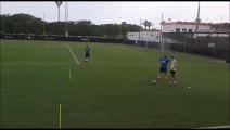 Cheryshev Toca Balón en Solitario