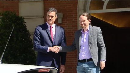 Pablo Casado y Mariano Rajoy coinciden en el acto de investidura de Fernández Mañueco