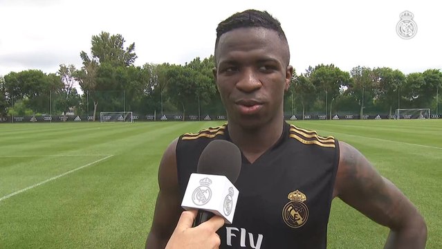 Vinicius: No hay nada mejor que cumplir años con los mejores jugadores del mundo