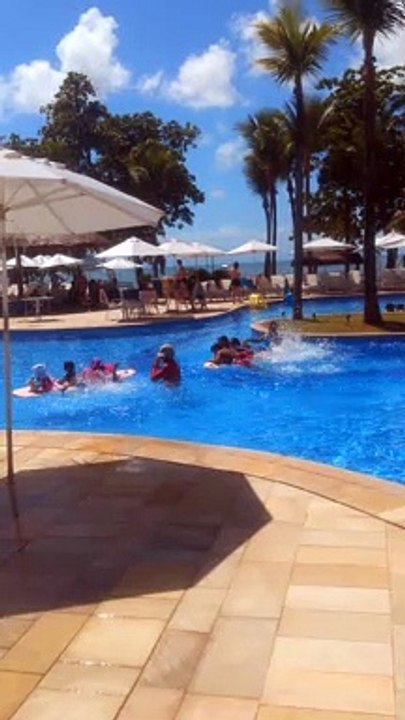 Guico Surfando (Jequitimar)