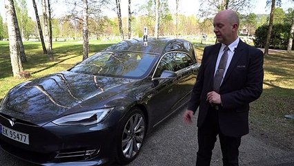 Del príncipe a las funerarias, todos los noruegos se pasan al auto eléctrico