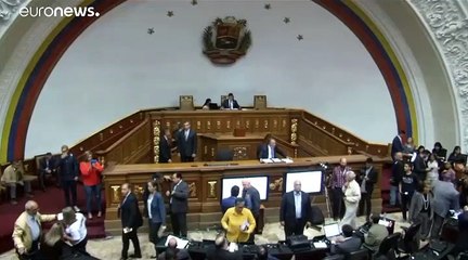 على خطى الاتحاد الأوروبي: اليونان تعترف بخوان غوايدو رئيسا لفنزويلا