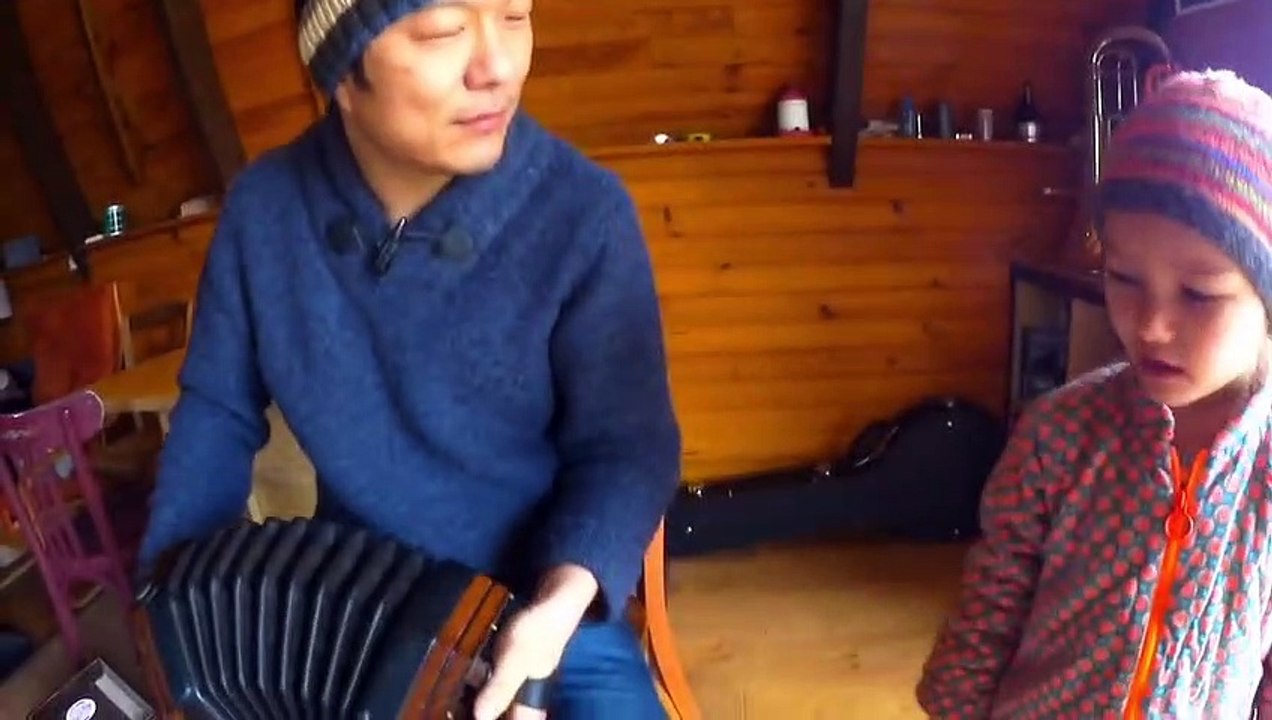 Hei, hei, hei, dip-ha-doup (1)  Isaac et Nora