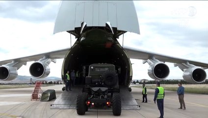 أنقرة تتسلم صواريخ روسية رغم تهديدات الولايات المتحدة بالردّ