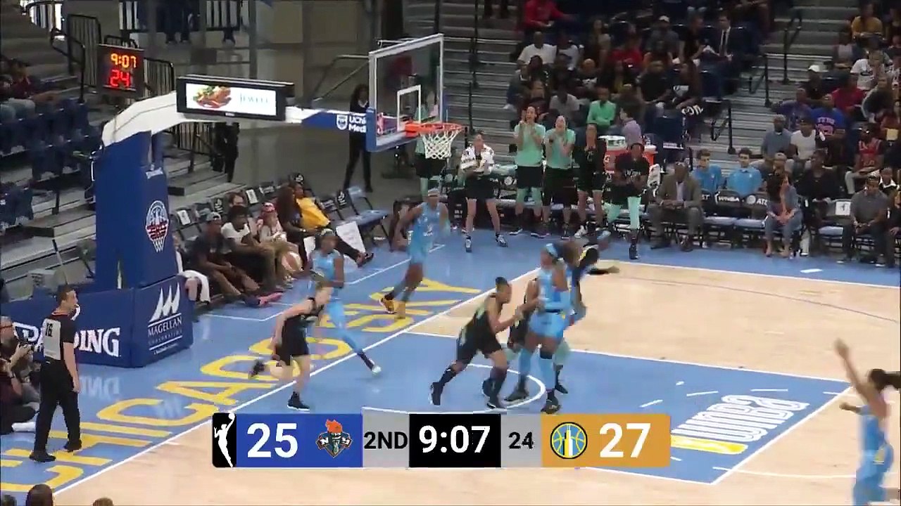 Les premiers points de Marine Johannes en WNBA