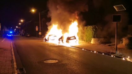 Deux voitures en feu à Montigny-le-Tilleul