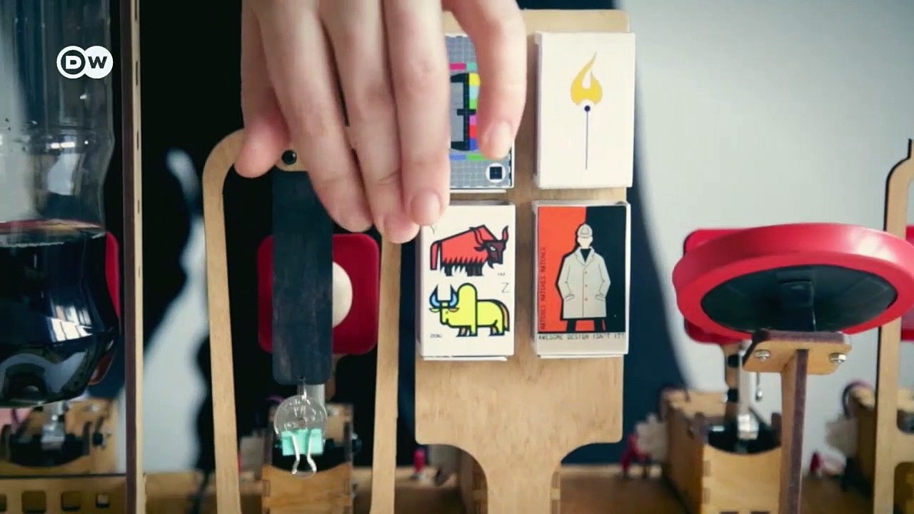 Beat Machines von Koka Nikoladze | Euromaxx