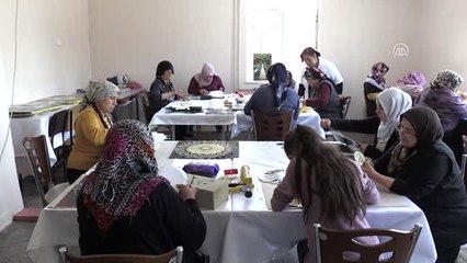 Kadınlar İŞKUR sayesinde "rölyef" öğreniyor
