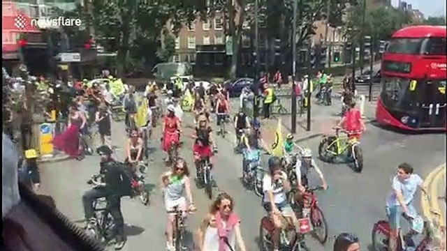 Extinction Rebellion climate protesters halt London traffic with mass ride-out