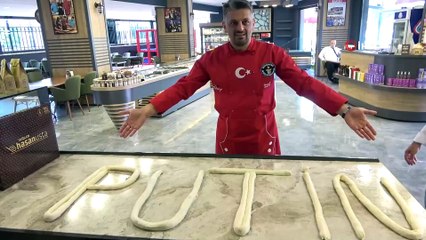 Türkiye’ye S 400’leri gönderen Putin’e kol böreği