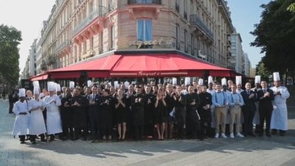 El restaurante Fouquet's de París reabre cuatro meses después de haber sido vandalizado