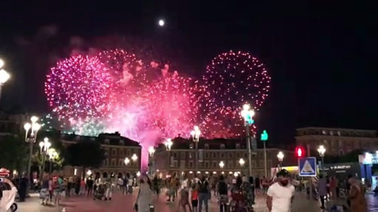 Feu d'artifice à Nice