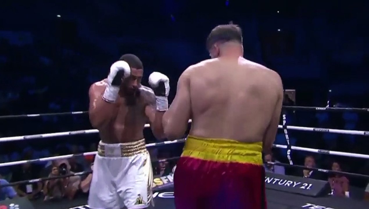 Tony Yoka met KO Alexander Dimitrenko dès la troisième reprise