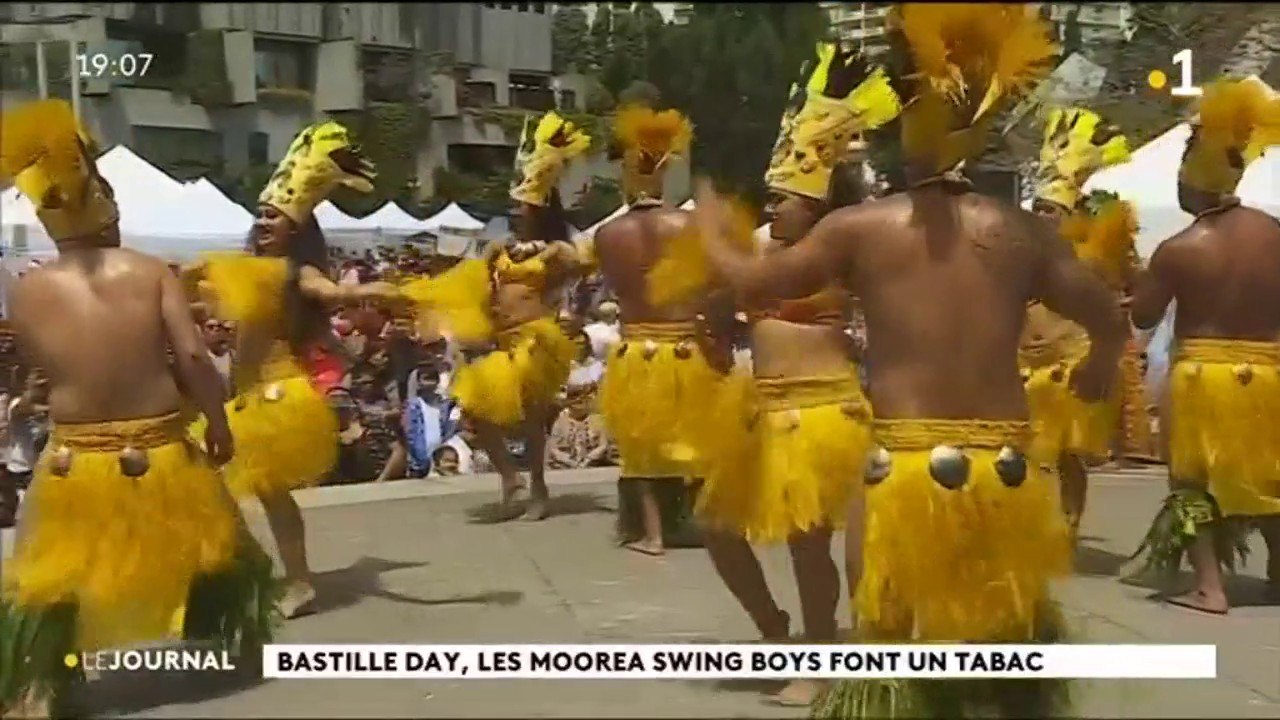 Le groupe de danse "Moorea Swing Boy" anime le 14 juillet à San Francisco