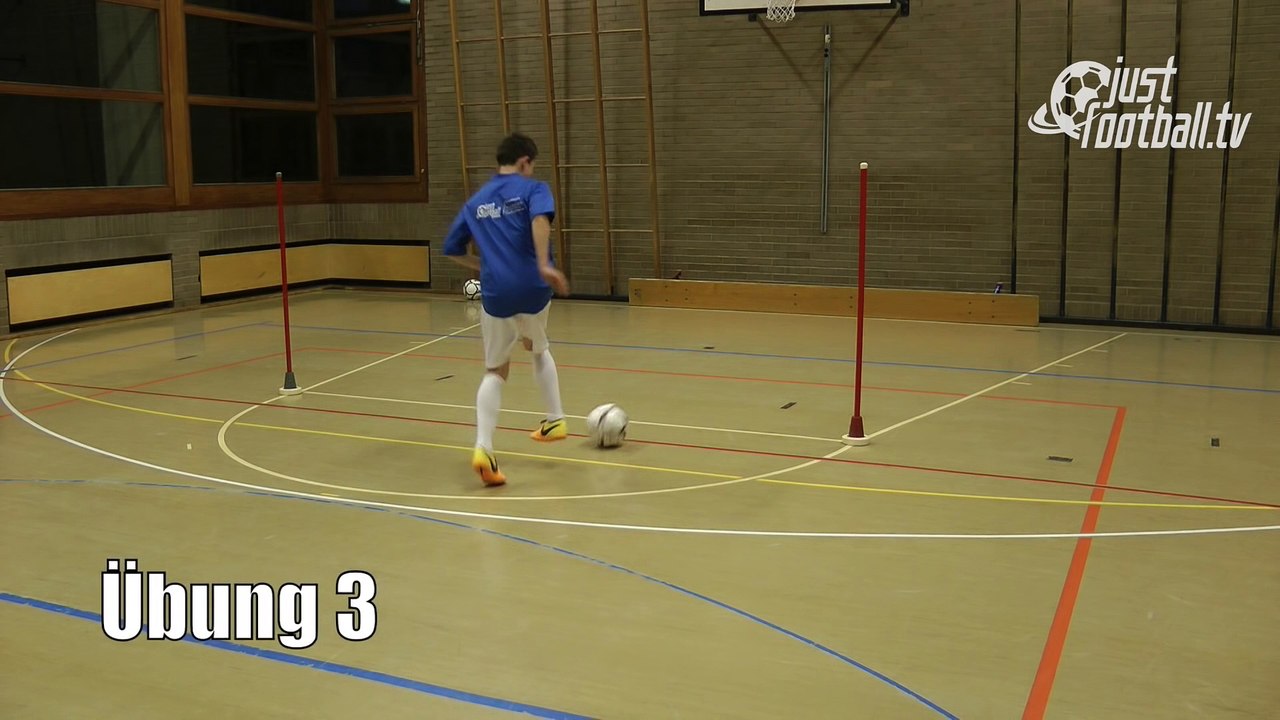 Fussballtraining_ Bankpassen - Passen - Technik