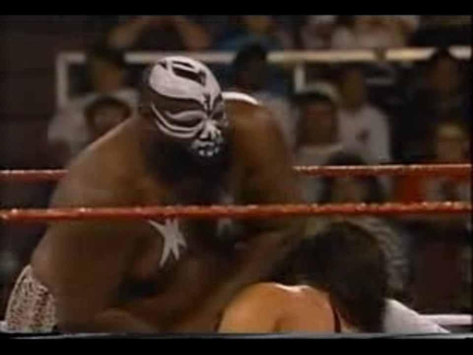 Bret Hart vs Kamala