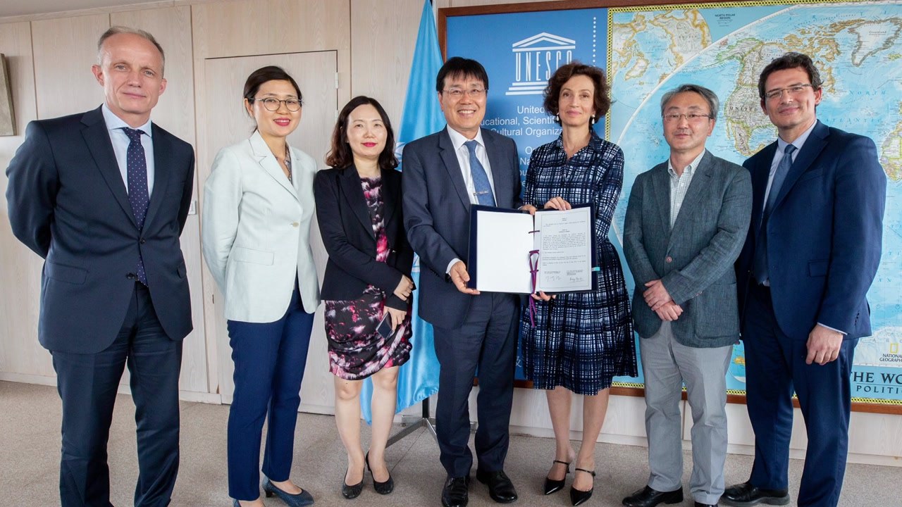 정부, 유네스코와 국제기록유산센터 설립 협정 체결 / YTN