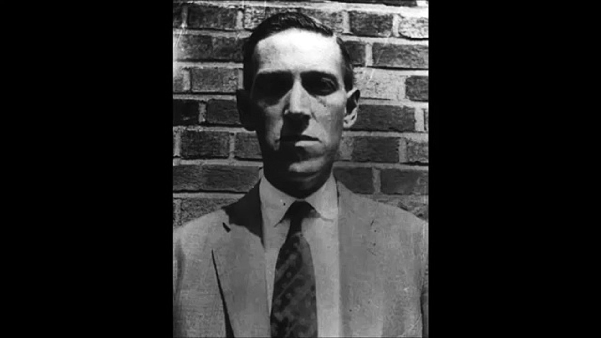 ⁣The Shadow Over Innsmouth (by H. P. Lovecraft) Horror Audiobook