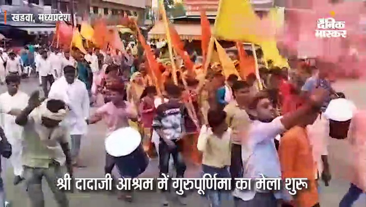 दादाजी मंदिर में 300 डिब्बे घी से बनाई जा रही प्रसादी