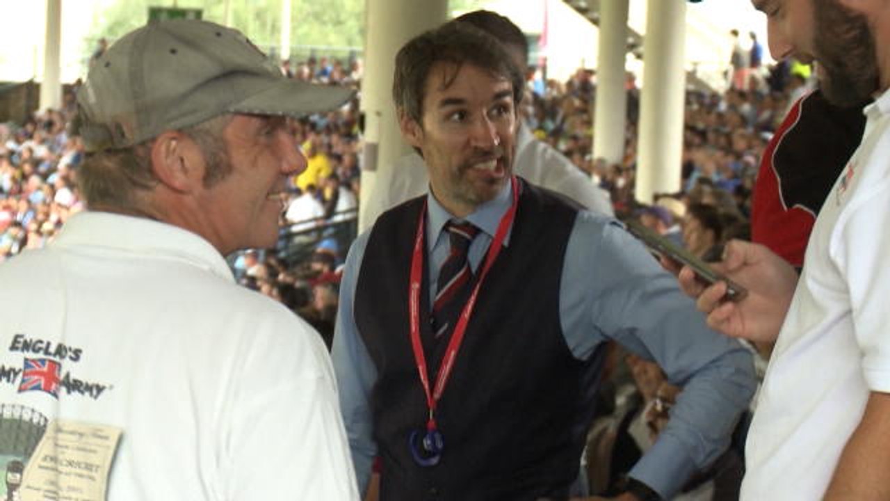 Angleterre - Le sosie de Gareth Southgate assiste à la finale du Mondial