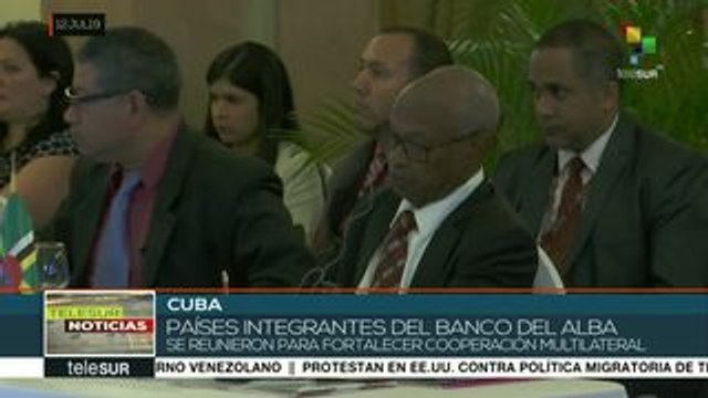 teleSUR Noticias: Denuncian casos de desplazamiento en Colombia