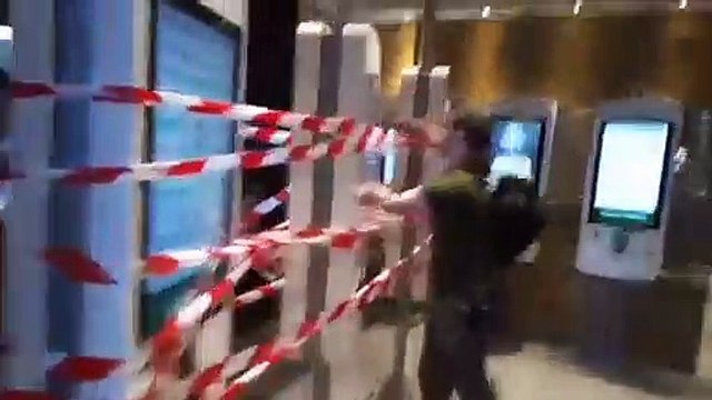 Des dizaines de membres d'un mouvement écologiste ont occupé aujourd'hui pendant plusieurs heures un restaurant McDonald's à Bordeaux