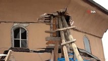 Heyelan yüzünden restorasyonu geciken cami yıkılmak üzere