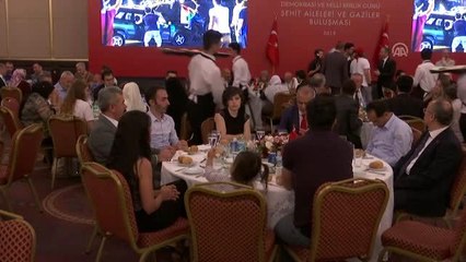 Vali Yerlikaya: "O gece, cesaret olduk, destan olduk" - İSTANBUL