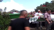 AYDIN Traktör kazasında ölen baba-kız toprağa verildi