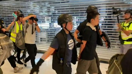 Cresce tensão por protestos em Hong Kong