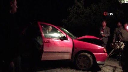 Emet'te iki otomobil kafa kafaya çarpıştı: 6 yaralı