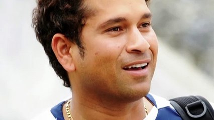 Victory Venkatesh Playing Badminton With Kids On The Road(Telugu)