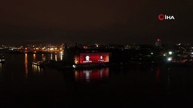 Haydarpaşa Garı'nda 15 Temmuz anısına görsel şölen