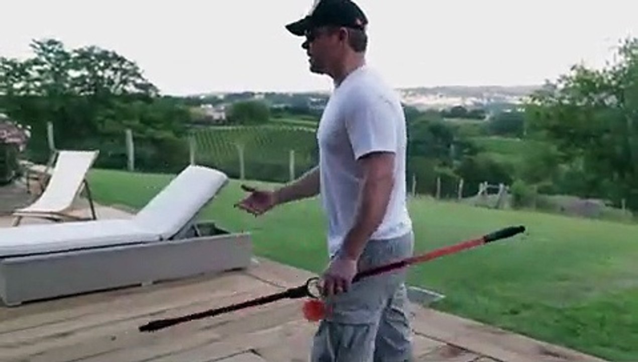 Matt Damon fights Chris Hemsworth ! Jason Bourne vs Thor