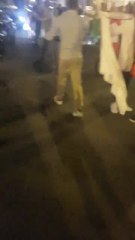 Les Algériens ramassent les déchets d'après match