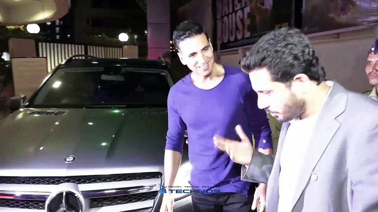 Akshay Kumar attends special screening of 'Mission Mangal' for BMC staff