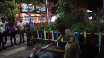 Emine Bulut cinayetine tepki için sokakta sahne aldılar