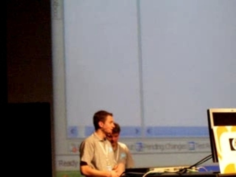 Benjamin Gauthey présente aux dev days 2006