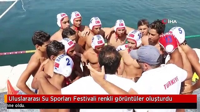 Uluslararası Su Sporları Festivali renkli görüntüler oluşturdu