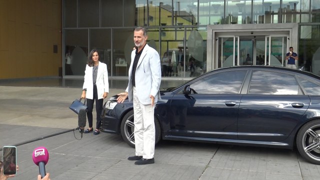 Felipe VI y la reina Letizia visitan al rey Juan Carlos