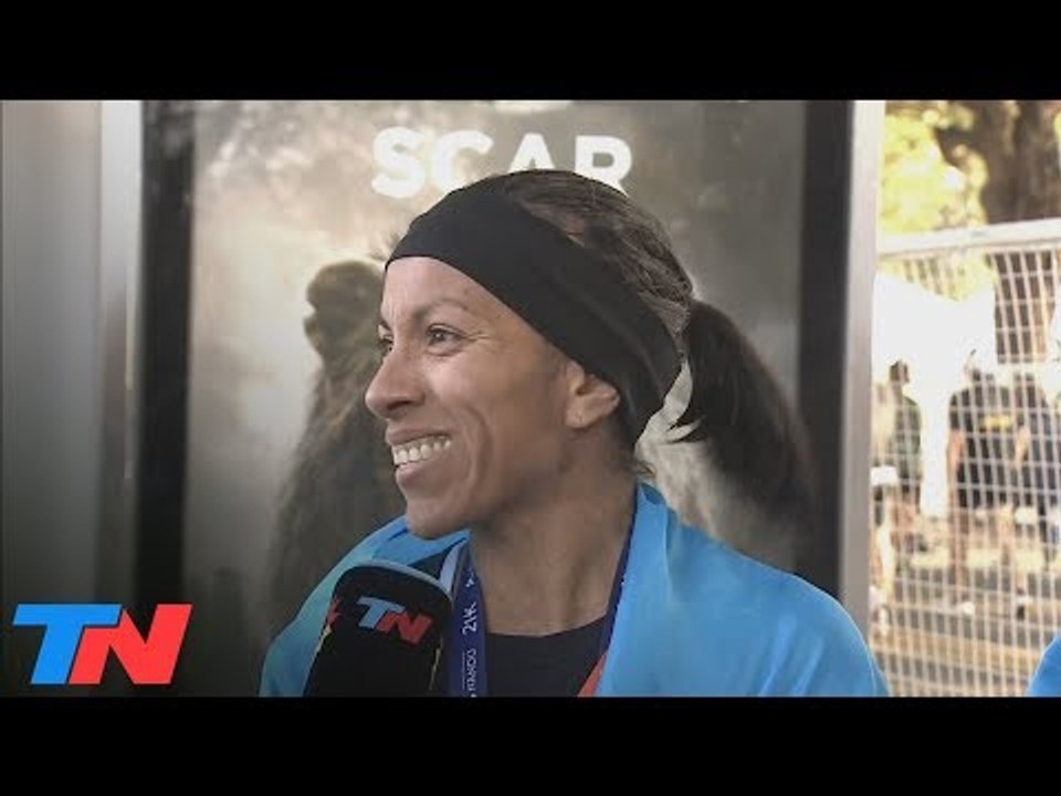Marcela Gómez, la primer argentina en cruzar la línea de llegada en la media maratón de Bs As