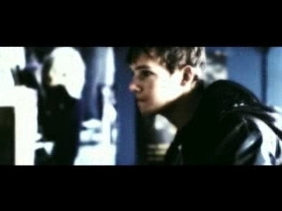 A Sci Fi Time Travel Masterpiece: Jumper