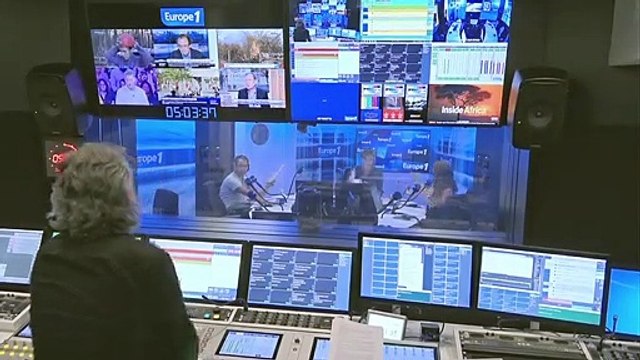 Amazonie : Parfois il faut marcher deux à trois heures pour arriver au point de l'incendie.