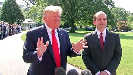 Trump dice a congresistas demócratas que "vuelvan" al país del que vinieron