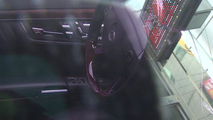 무면허 여성에게 운전 강습...고의로 사고 내고 합의금 뜯어내 / YTN