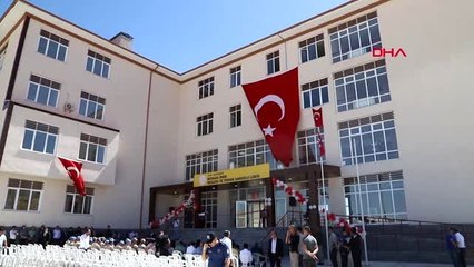 Çatak'ta 15 Temmuz şehitleri için rafting gösterisi yapıldı