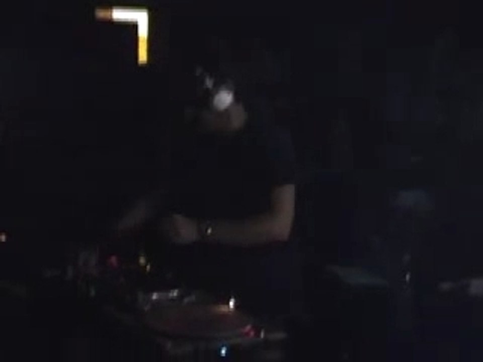 Laurent garnier - part 5 - Universal Dog 10-2004